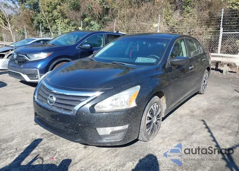 2013 Nissan Altima 2.5 S z USA, uszkodzony, nr VIN 1N4AL3AP0DC188165